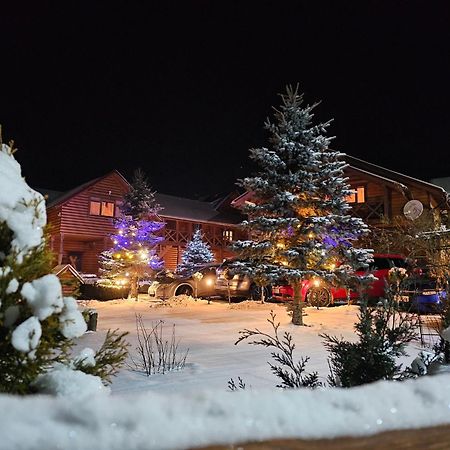 Guesthouse Kolo Druziv Tatariv Dış mekan fotoğraf