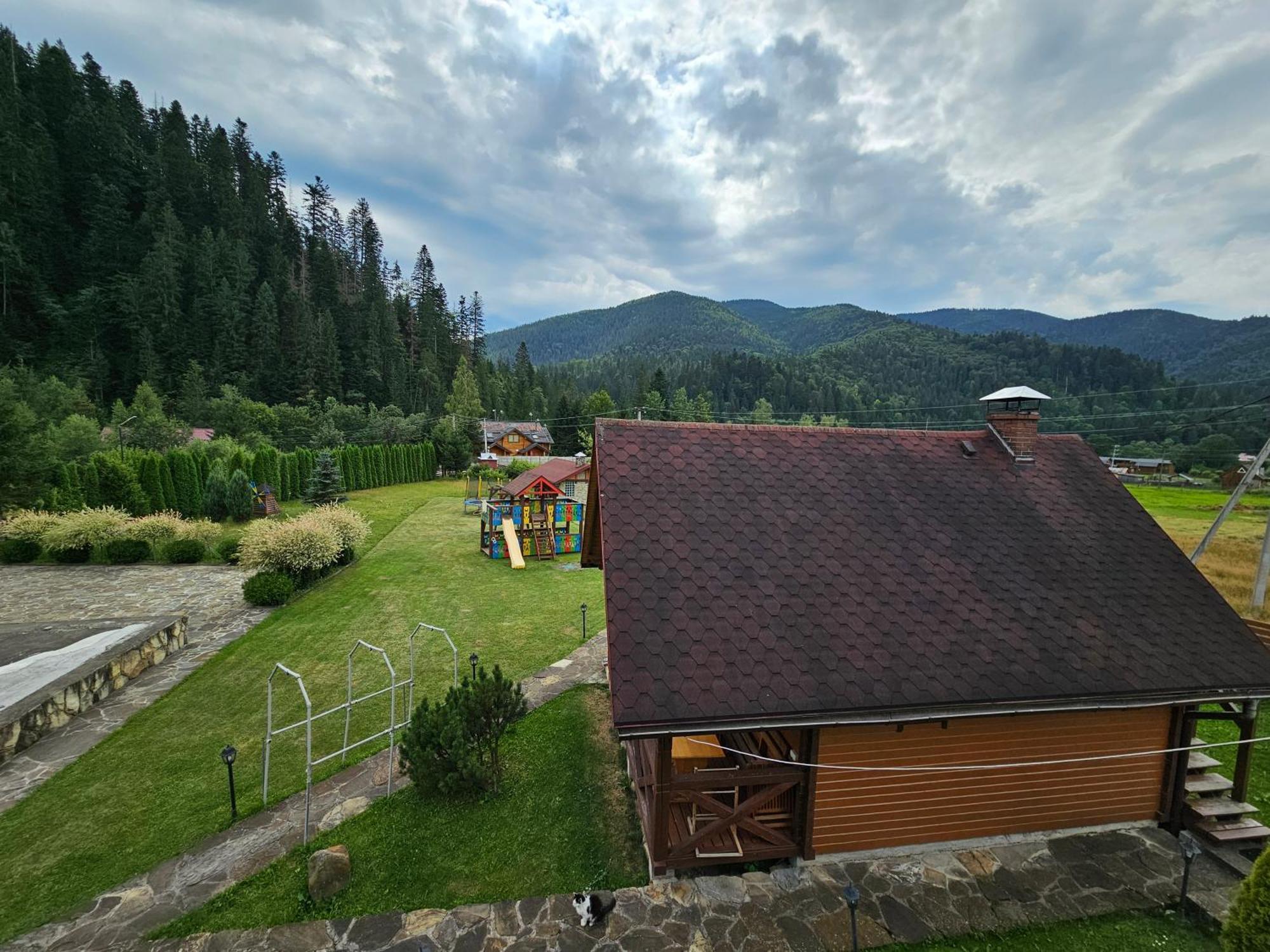 Guesthouse Kolo Druziv Tatariv Dış mekan fotoğraf