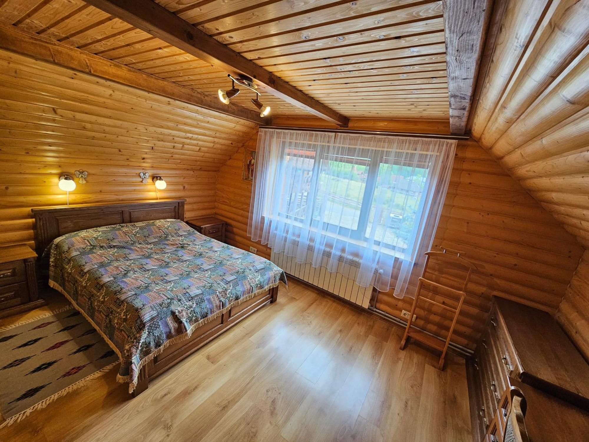 Guesthouse Kolo Druziv Tatariv Dış mekan fotoğraf
