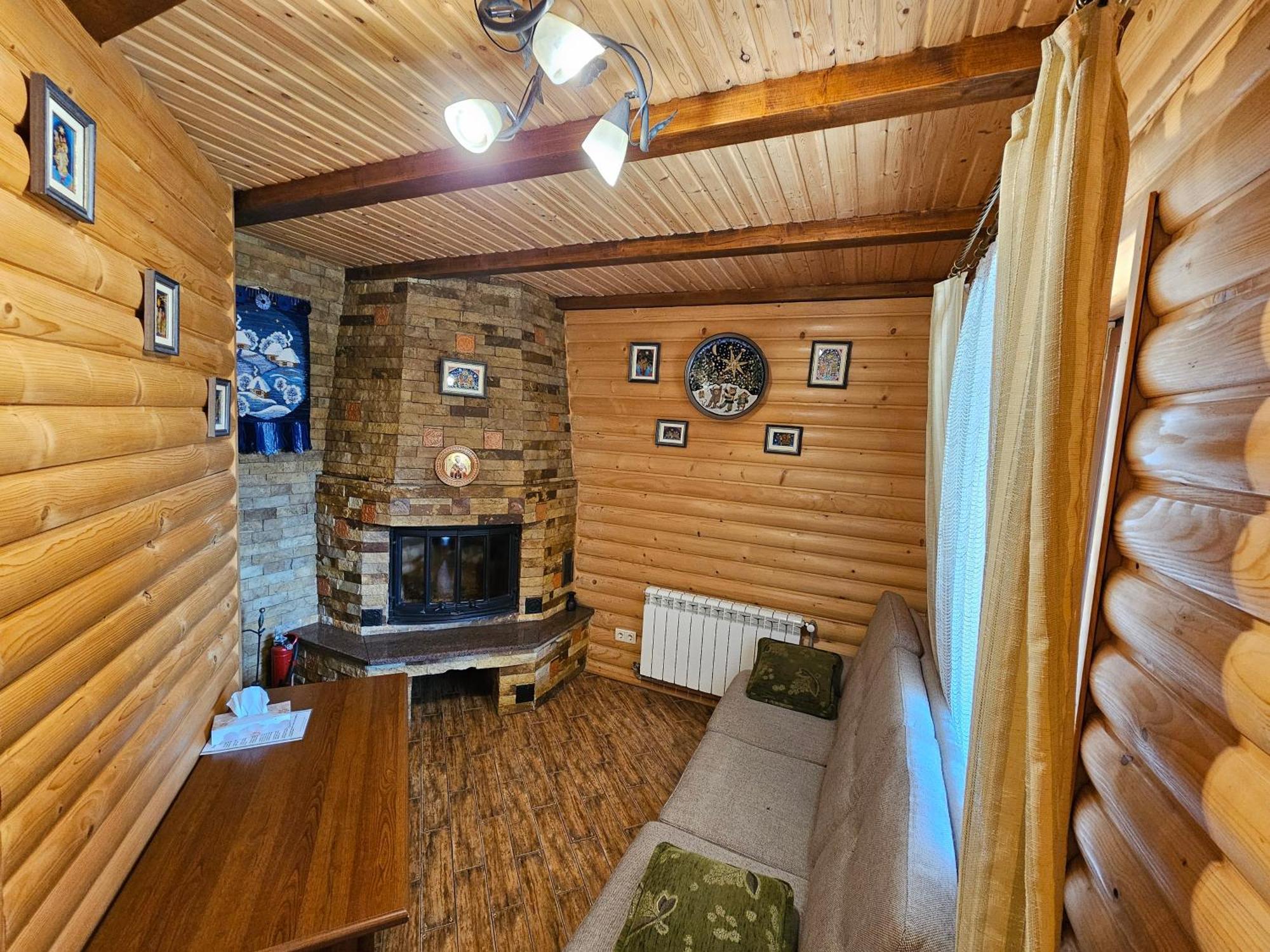 Guesthouse Kolo Druziv Tatariv Dış mekan fotoğraf