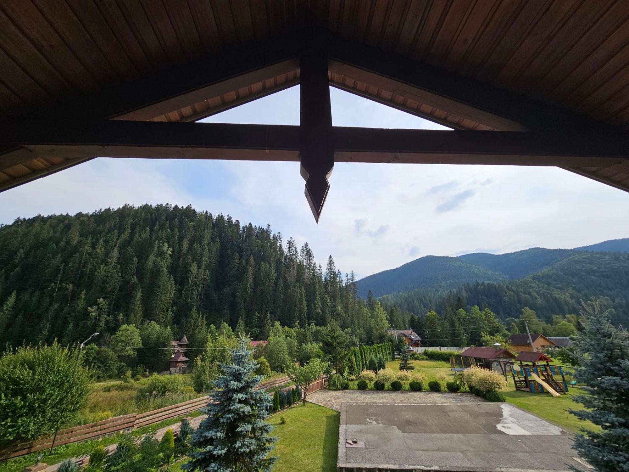 Guesthouse Kolo Druziv Tatariv Dış mekan fotoğraf