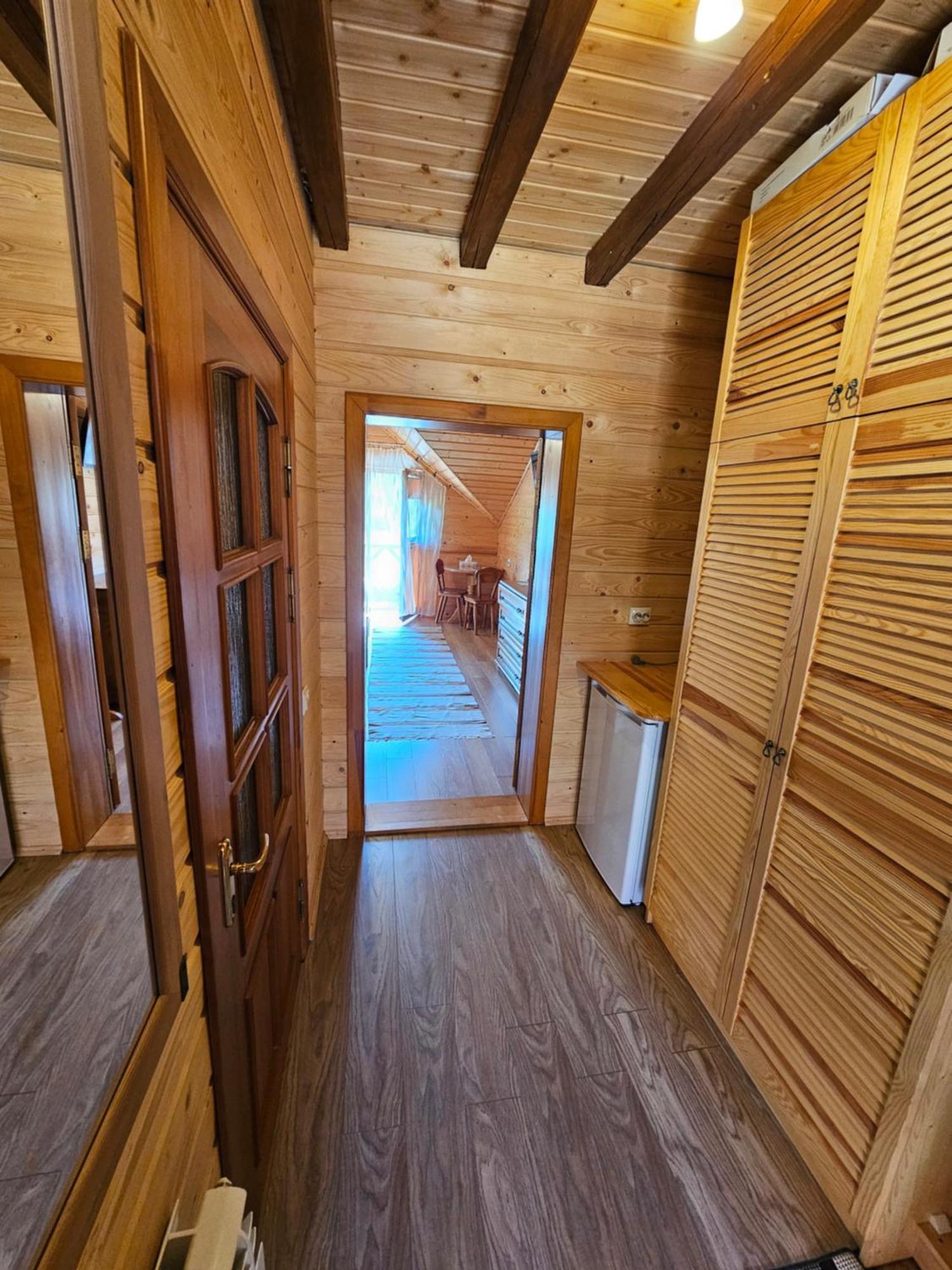 Guesthouse Kolo Druziv Tatariv Dış mekan fotoğraf
